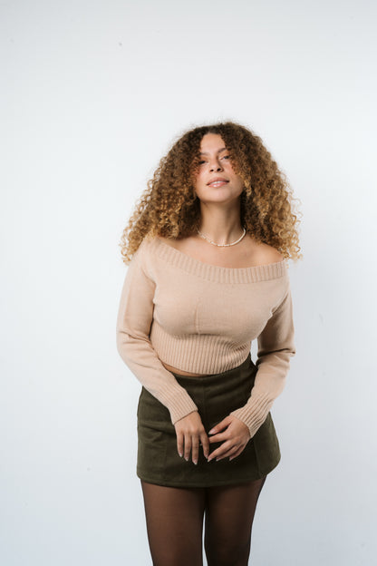 Cropped Soft Curve Knit