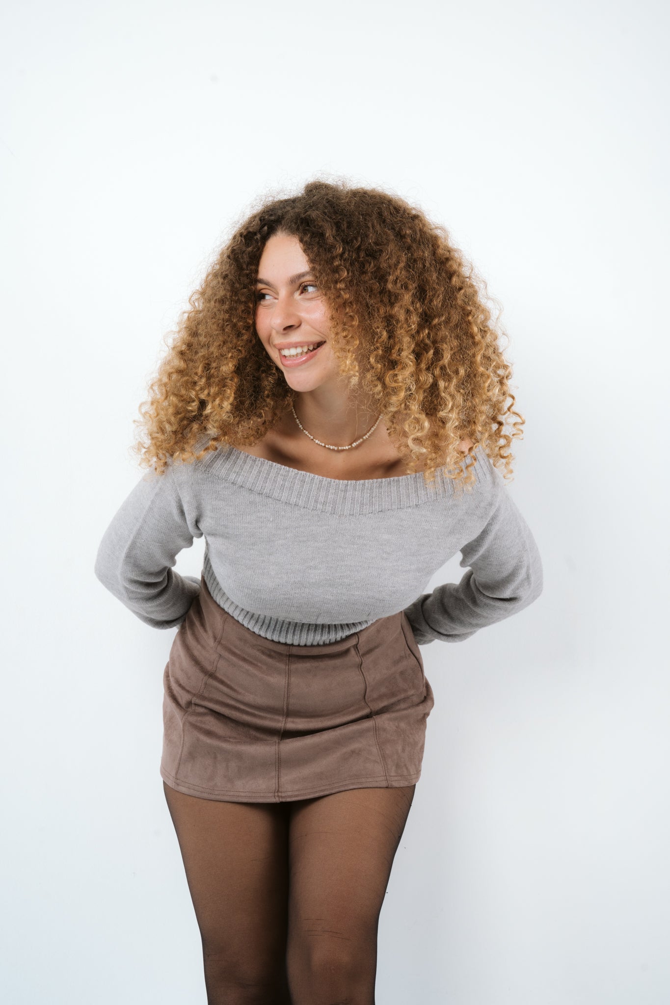 Cropped Soft Curve Knit