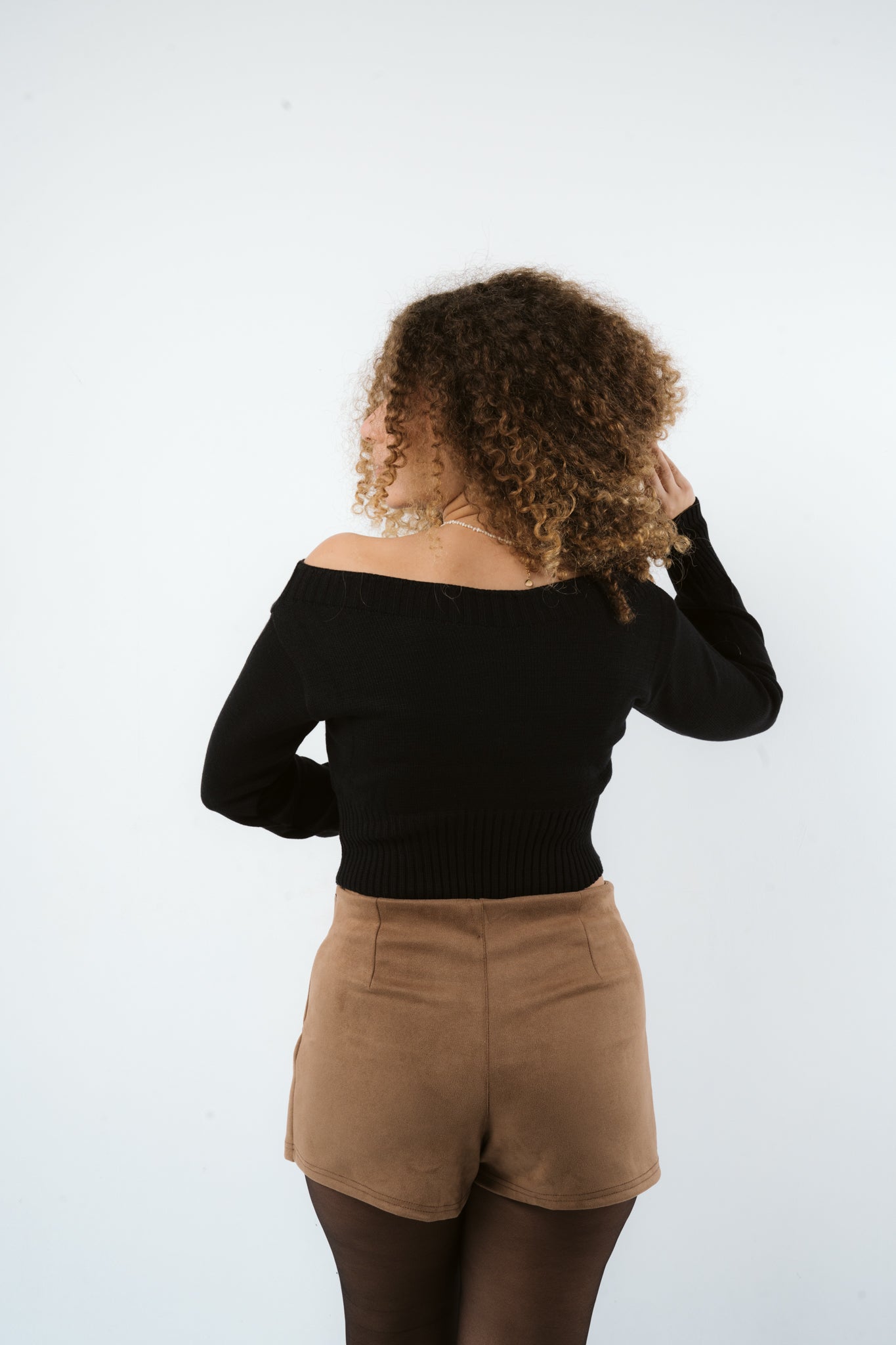 Cropped Soft Curve Knit