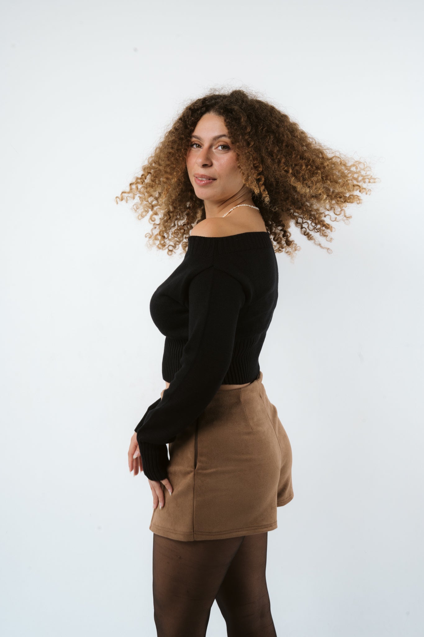 Cropped Soft Curve Knit